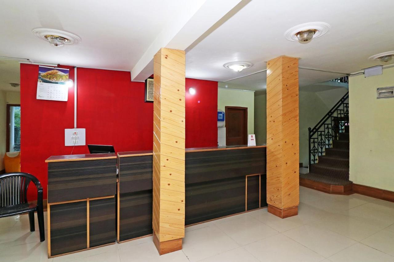 Oyo 18416 Hotel Park Palace Pahalgām Buitenkant foto